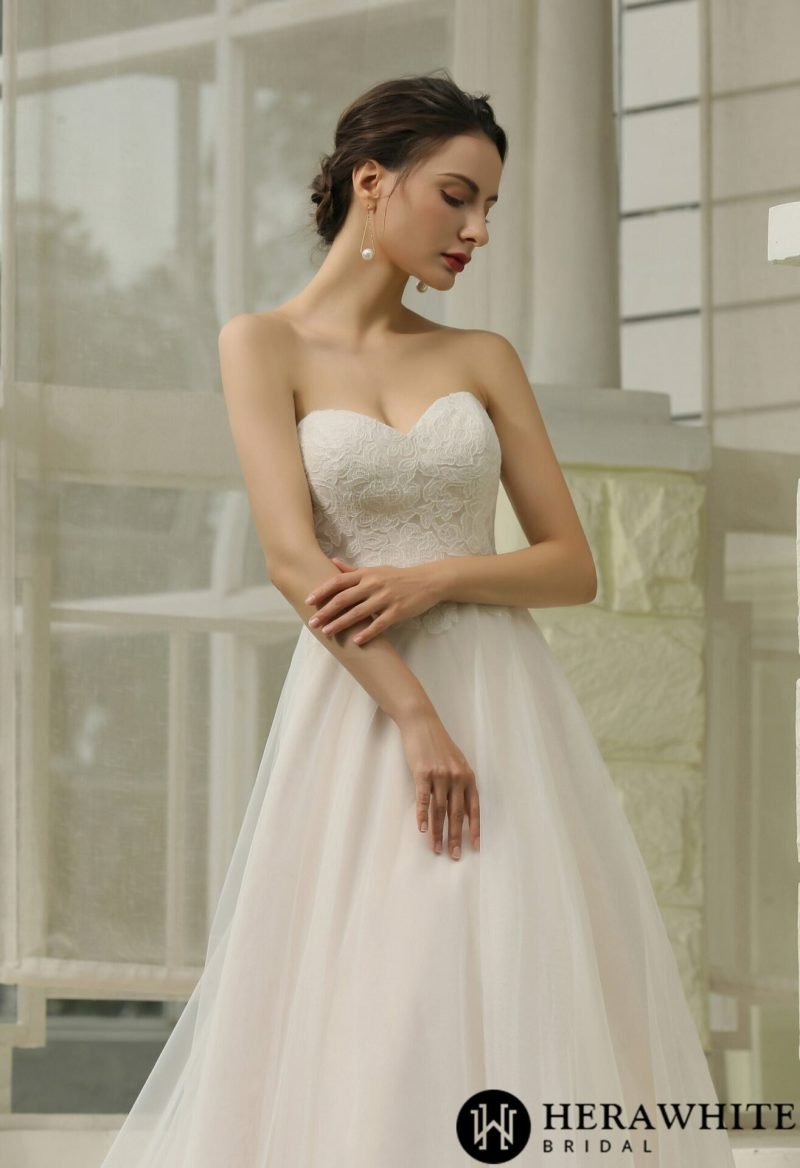 Robe de Mariée Bustier Brodé – Image 2
