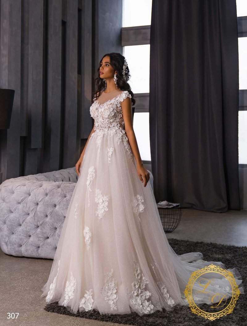 Robe De Mariée Appliques Florales Et Jupe Tulle