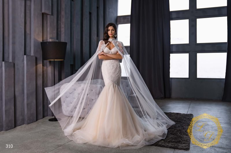 Robe De Mariée Sirène Avec Cape