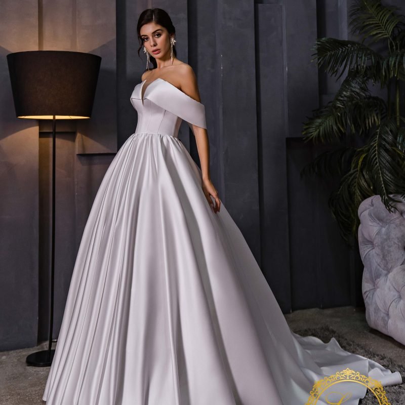 Robe De Mariée Princesse Satin Plissée Et Chic