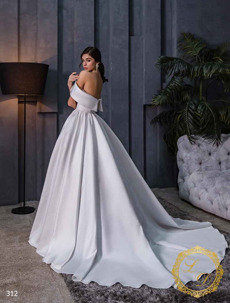 Robe De Mariée Princesse Satin Plissée Et Chic – Image 3