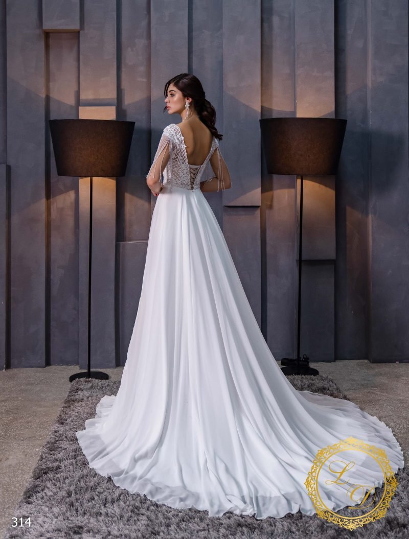 Robe De Mariée Fendue Manches Courtes A Franges Perlées – Image 3
