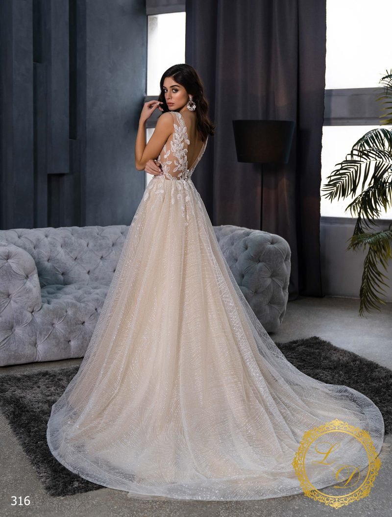 Robe De Mariée Dos Nu Col V – Image 3