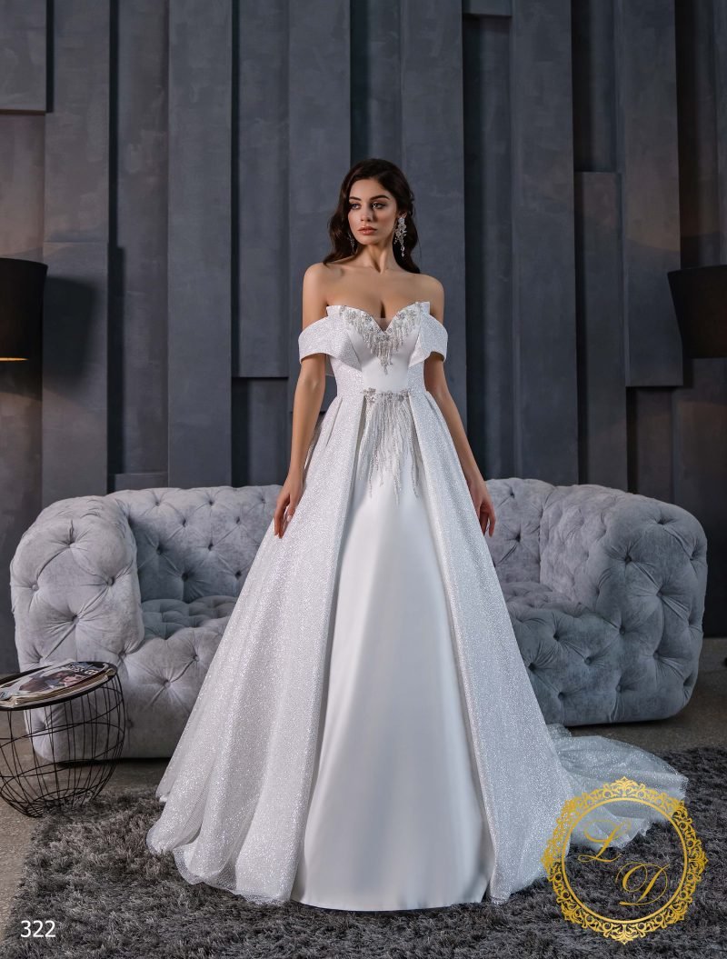 Robe De Mariée Volanté A Haut Transparent Dentelle Florale
