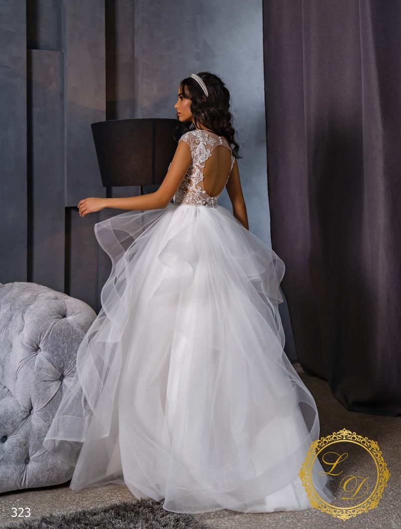 Robe De Mariée Etincelante A Col Cœur – Image 3