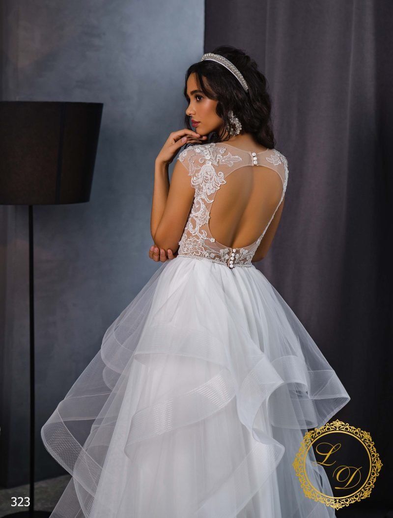 Robe De Mariée Etincelante A Col Cœur – Image 4