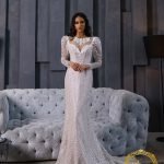 Robe De Mariée Fourreau Scintillante A Manches Bouffantes