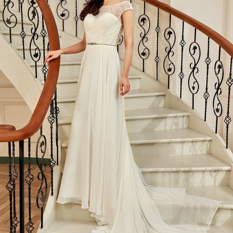 Robe De Mariée Fluide Dentelle