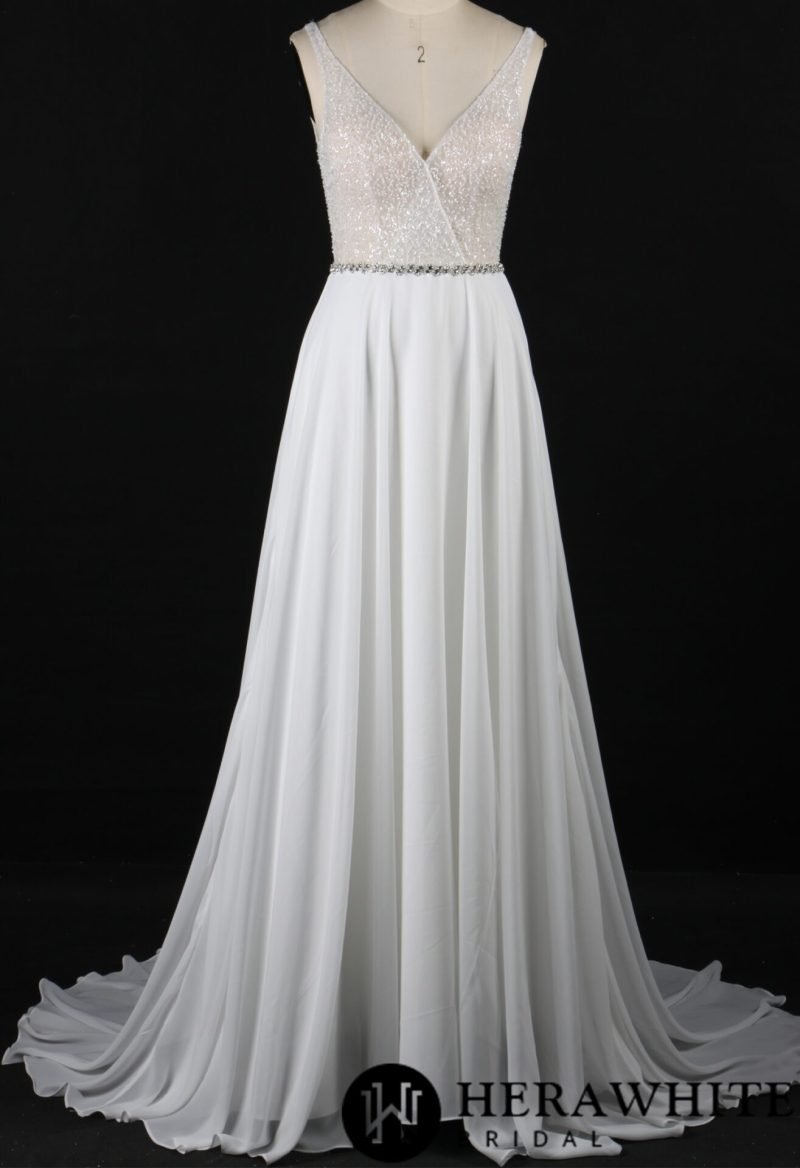 Robe De Mariée En Mousseline Avec Perles – Image 4
