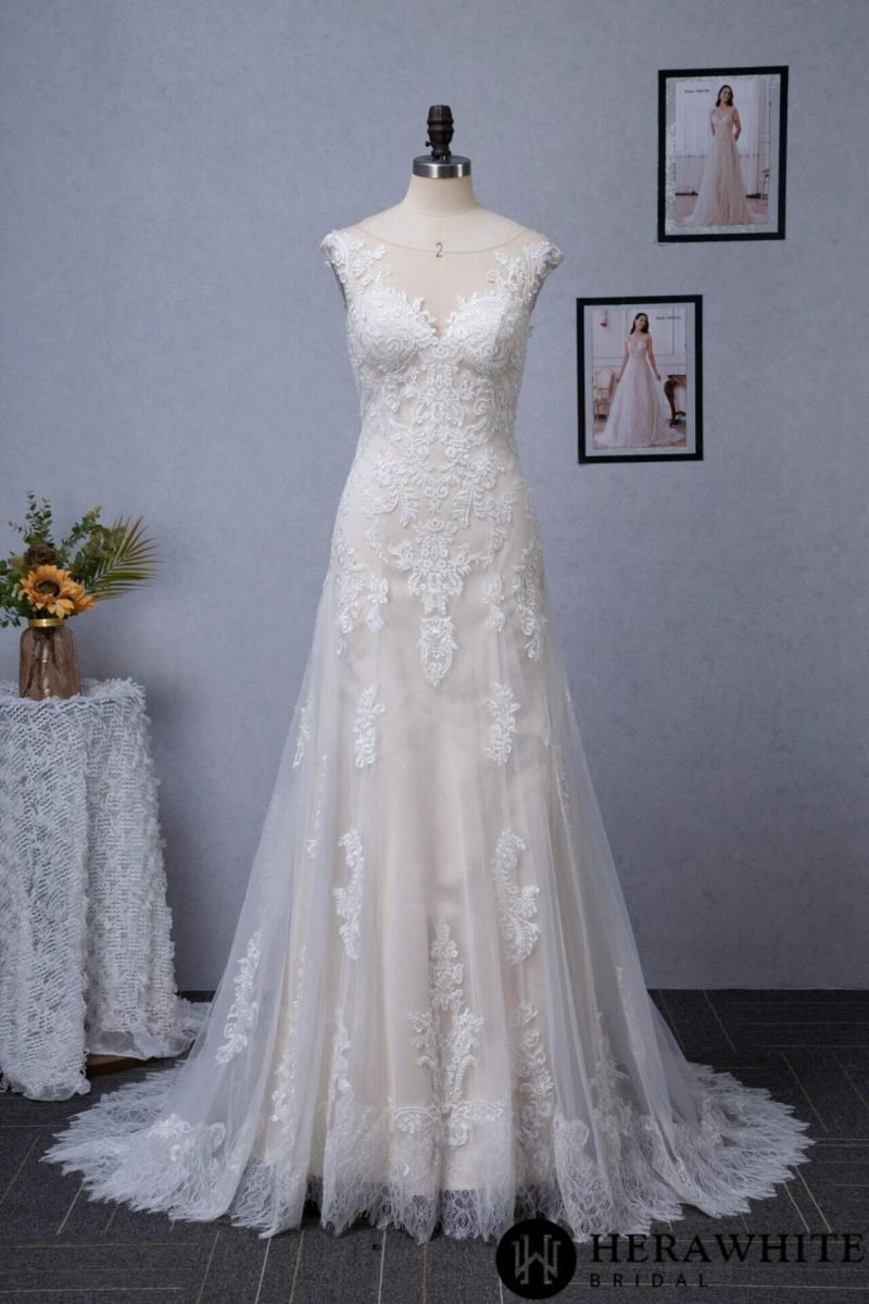 Robe De Mariée Traîne Dentelle – Image 6