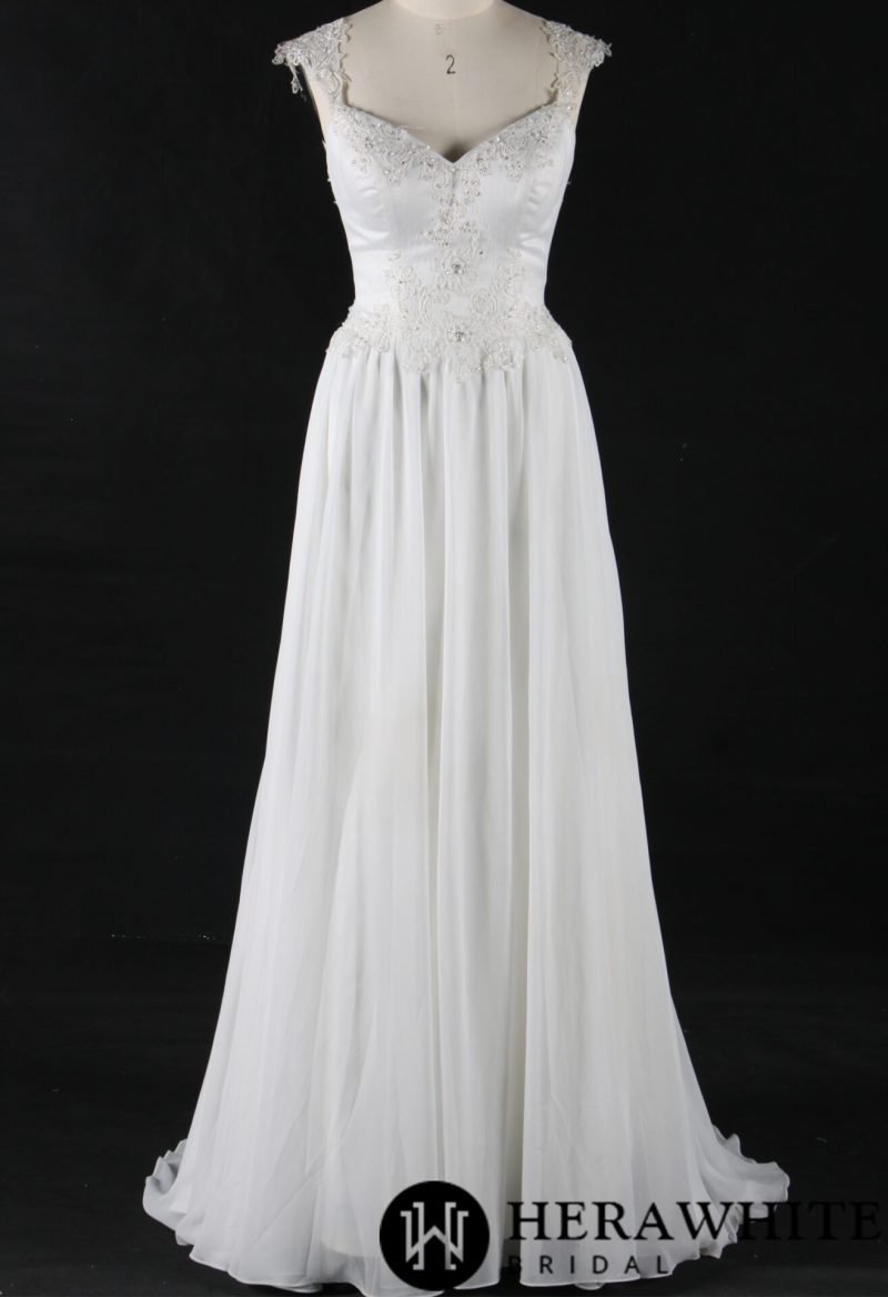 Robe De Mariée Simple En Mousseline – Image 5