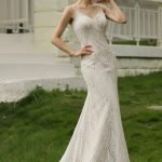 Robe De Mariée Fourreau En Dentelle