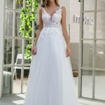 Robe De Mariée A En Dentelle Florale Avec Tulle
