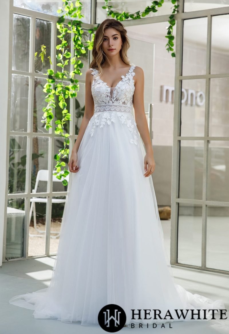Robe De Mariée A En Dentelle Florale Avec Tulle