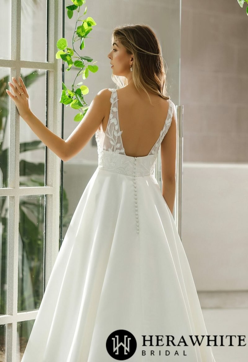 Robe De Mariée Satin Et Perles – Image 5