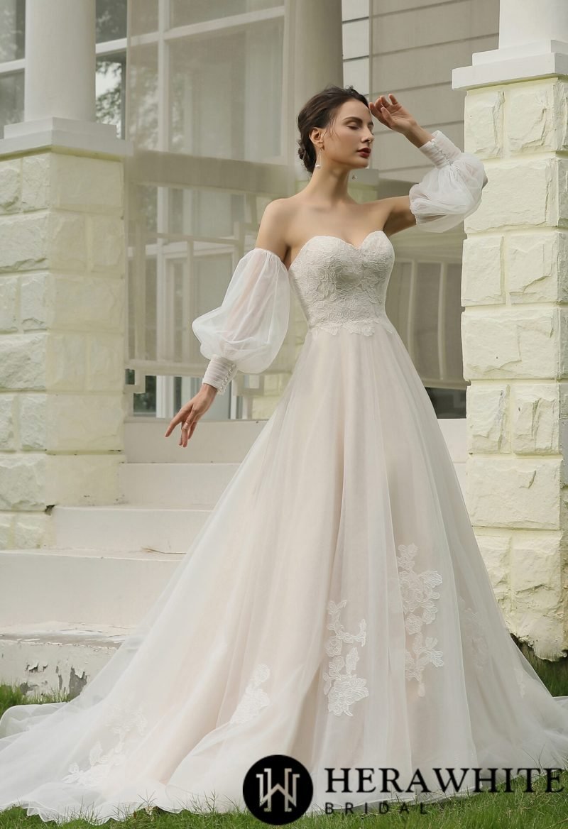 Robe de Mariée Bustier Brodé – Image 3