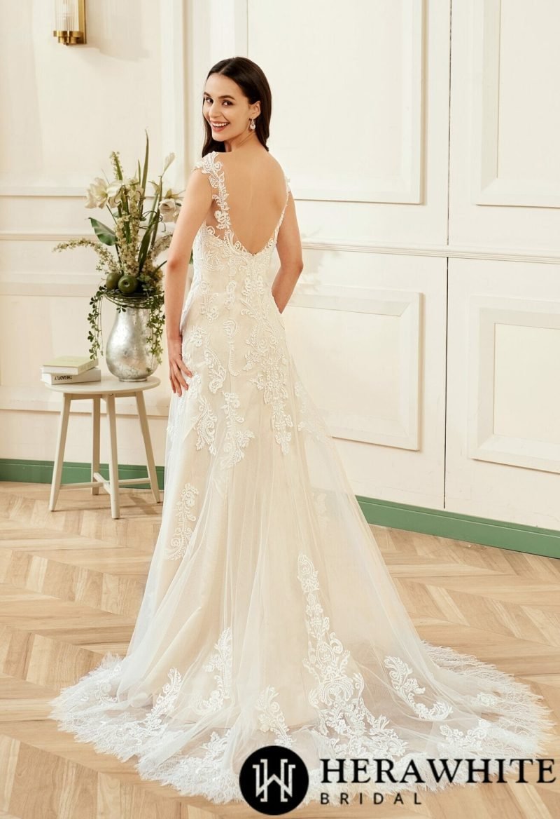 Robe De Mariée Traîne Dentelle – Image 5