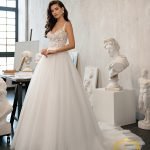 Robe De Mariée Princesse Elégante Et Florale