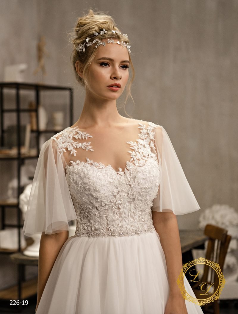 Robe De Mariée Manches Courtes En Tulle – Image 2