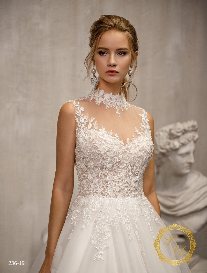 Robe De Mariée Dentelle Florale A Col Montant – Image 2