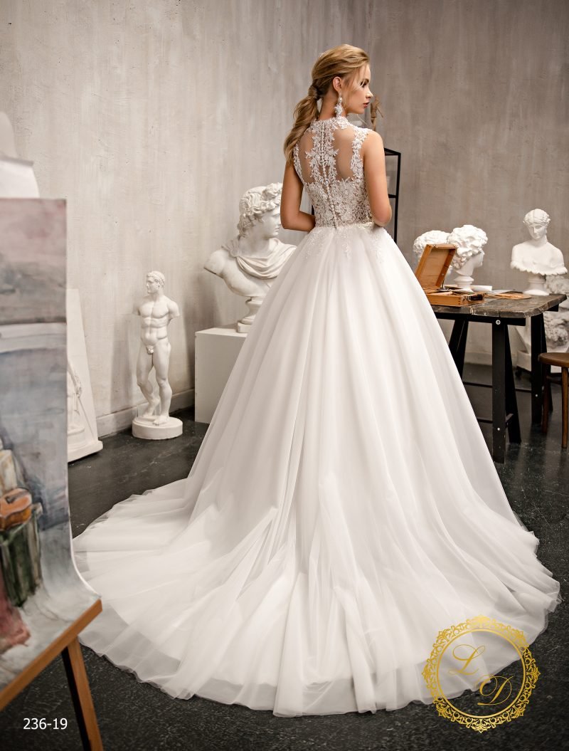 Robe De Mariée Dentelle Florale A Col Montant – Image 3
