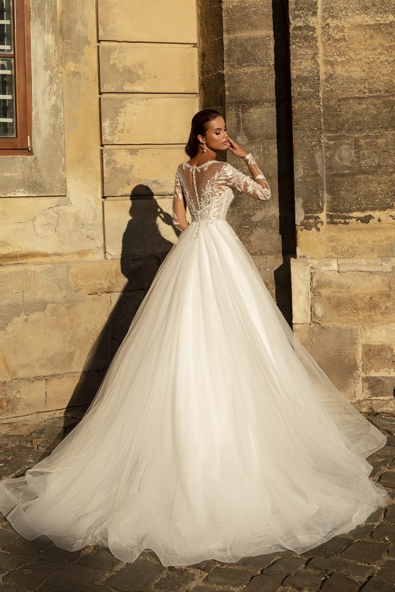 Robe De Mariée A Dentelle Florale A Manches Longues Illusion – Image 2