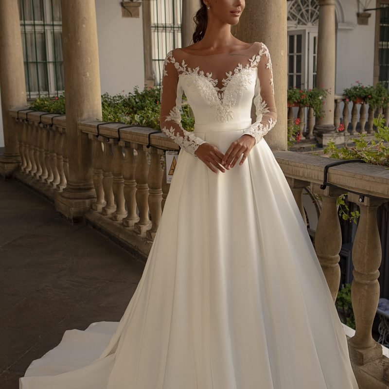 Robe De Mariée A Liseré Sensuelle