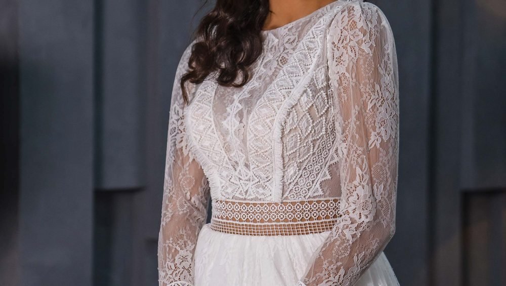 Robe De Mariee Boheme Dos Nu Blanche zoom | Robes de Mariée | Comtesse Mariage