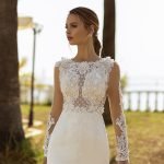 Robe De Mariee Romantique Blanche zoom 2 | Robes de Mariée | Comtesse Mariage