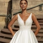Robe De Mariee Satin zoom | Robes de Mariée | Comtesse Mariage