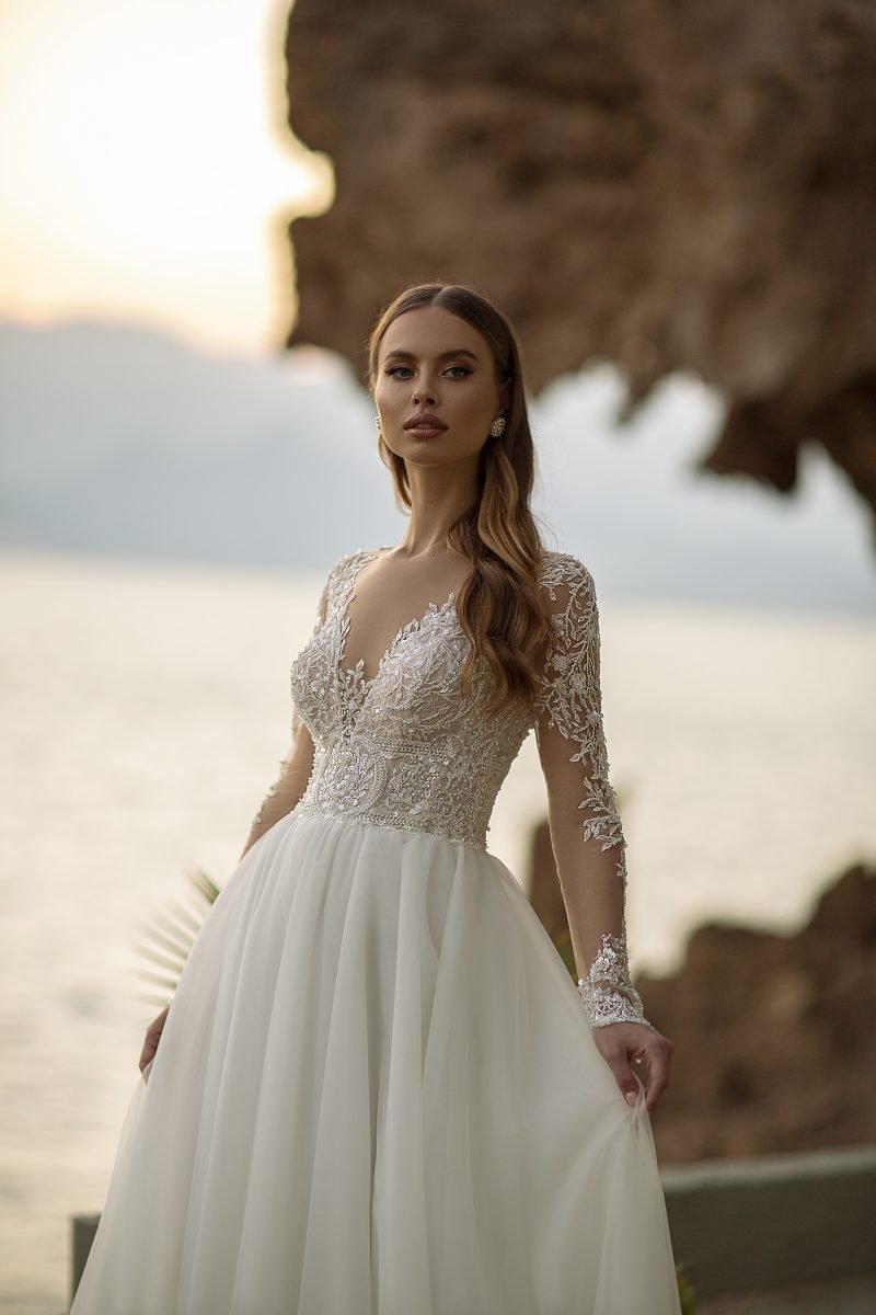 Robe De Mariée Dentelle Et Tulle Blanche – Image 3