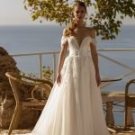 Robe De Mariée Princesse Manches Tombantes Blanche