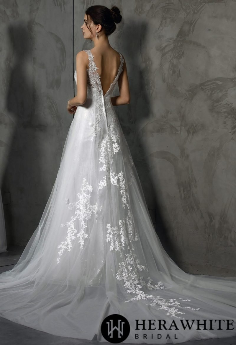 Robe De Mariée Col V En Tulle Et Brodée – Image 3