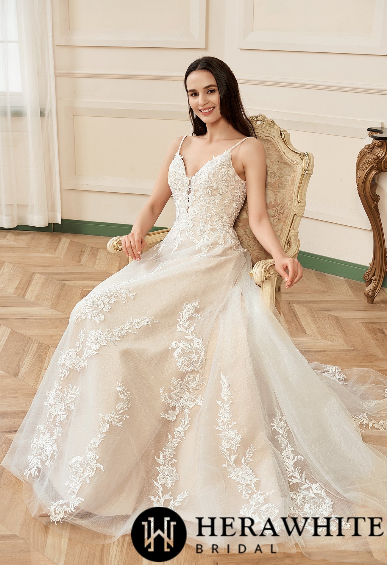 Robe De Mariée Col V Florale