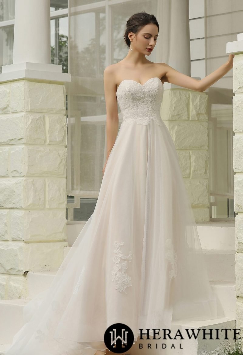 Robe de Mariée Bustier Brodé – Image 6