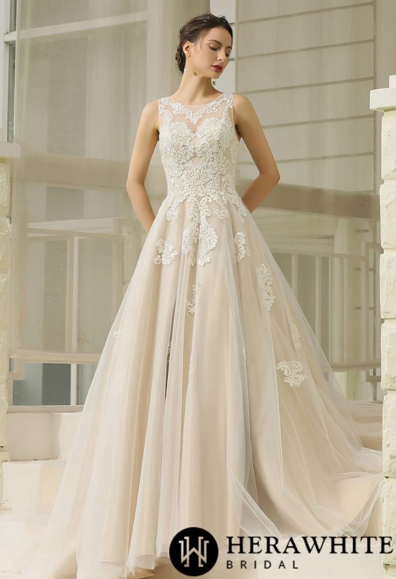 Robe de Mariée Brodée – Image 3