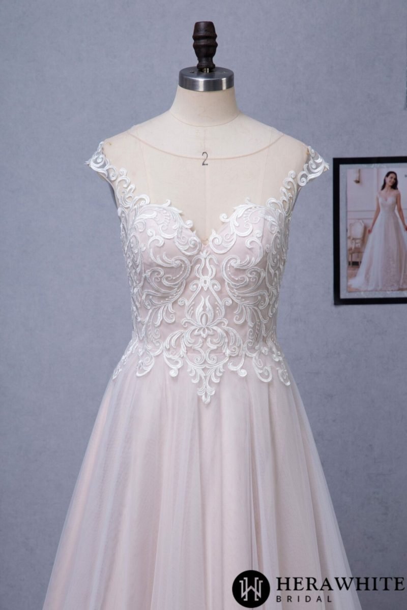 Robe de Mariée Motifs Arabesques – Image 7