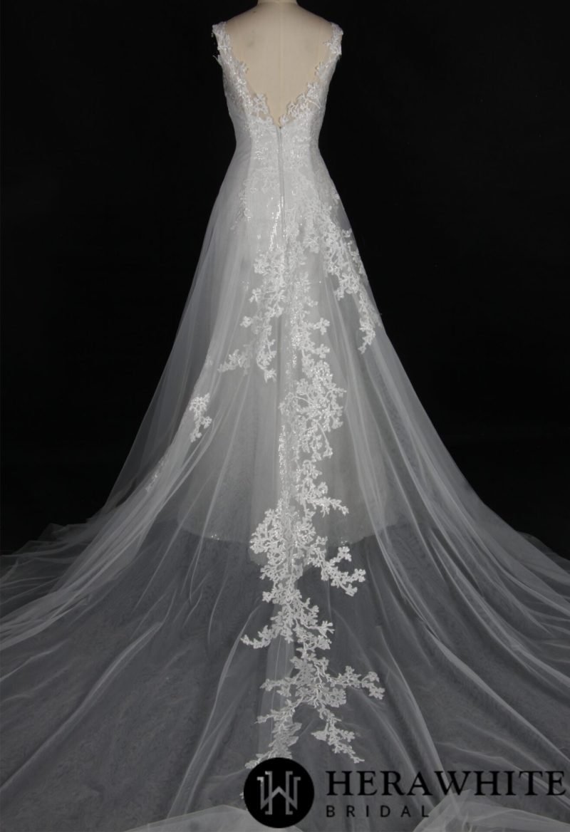 Robe De Mariée Col V En Tulle Et Brodée – Image 5