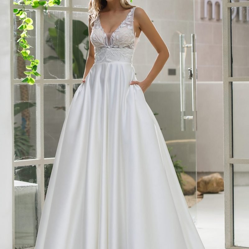 Robe De Mariée Satin Et Perles