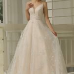 Robe De Mariée Simple Motifs Floraux