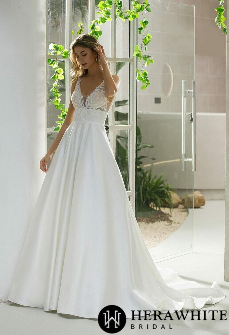 Robe De Mariée Satin Et Perles – Image 2