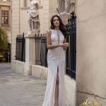 Robe De Mariée Sexy A Fente Et Tissu Illusion