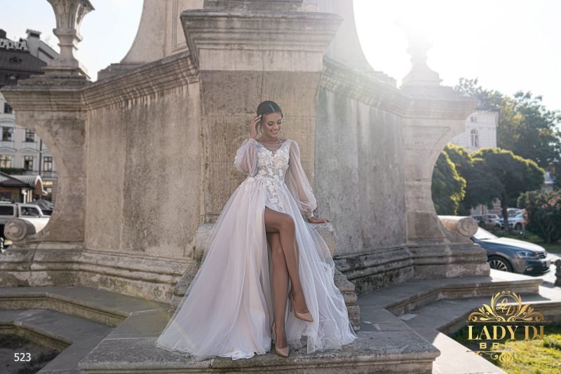 Robe De Mariée Fendue Jupe Tulle Blanche