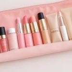 comment bien choisir sa trousse beaute pour le jour j freepik 202505191220 | Robes de Mariée | Comtesse Mariage